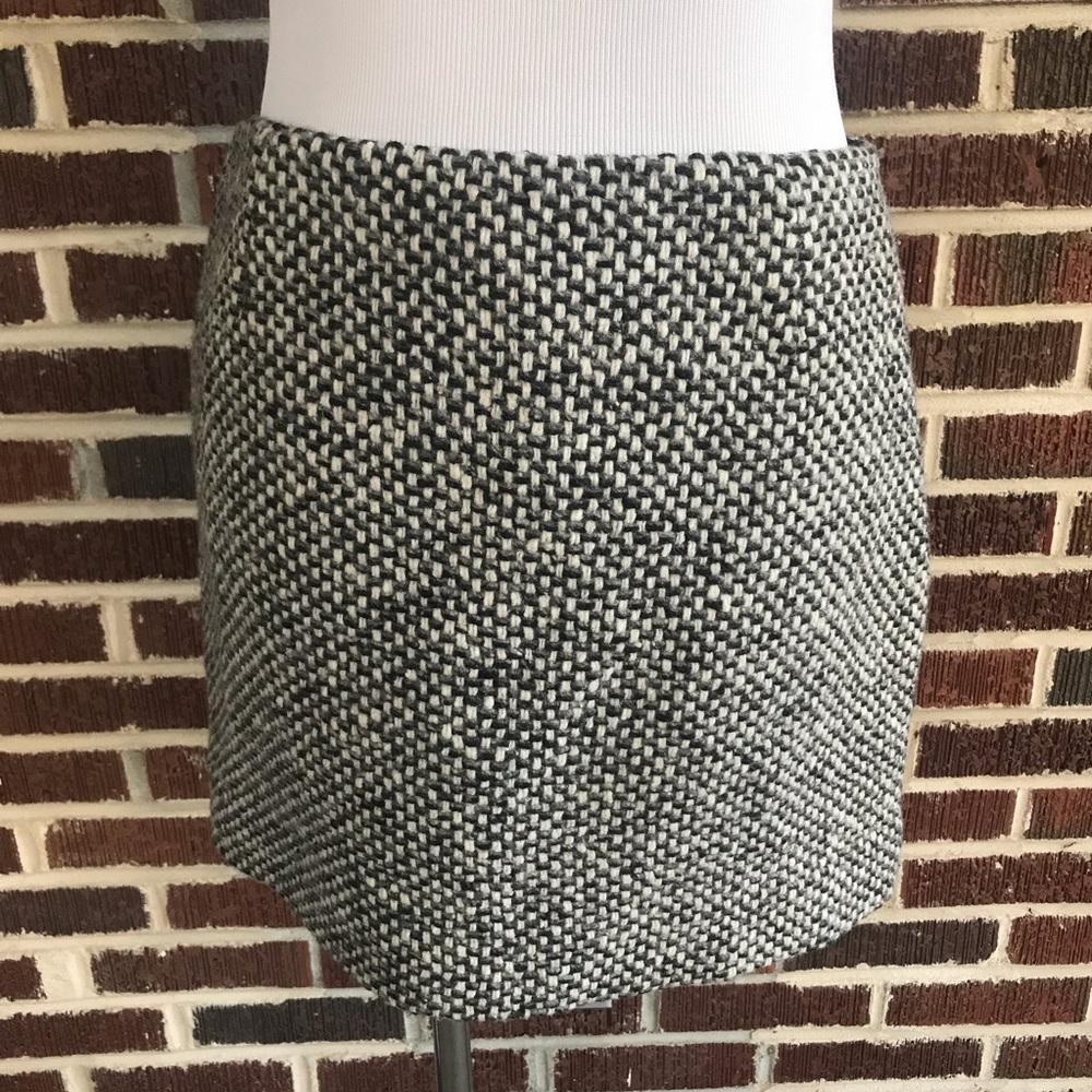 J.Crew Gray Wool Checkered Skirt Size 4 - Picture 1 of 8